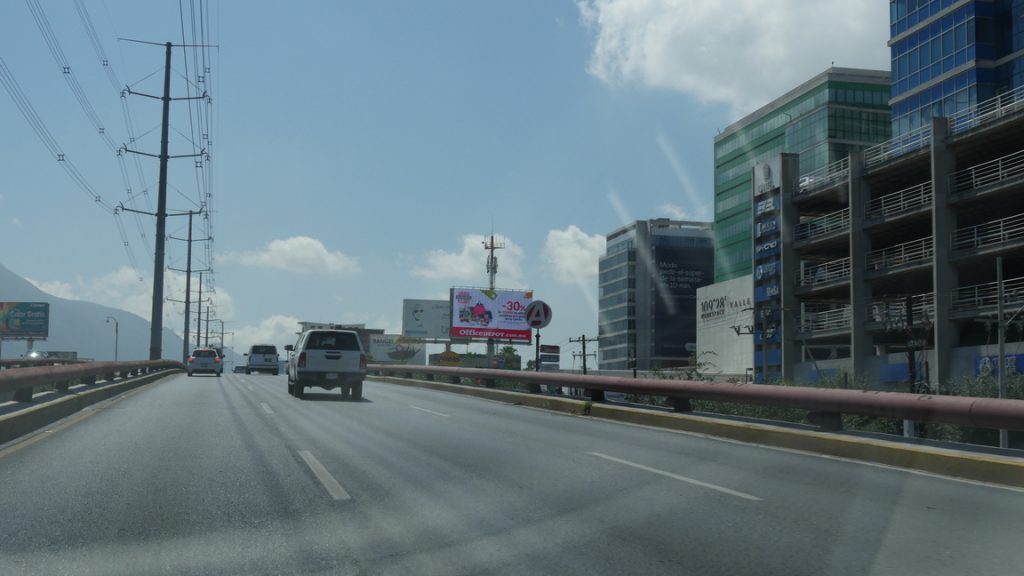 Panorámicos Digitales Av. Lázaro Cárdenas, Monterrey, Nuevo León, México